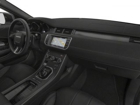 Used 2018 Land Rover Range Rover Evoque SE image 16