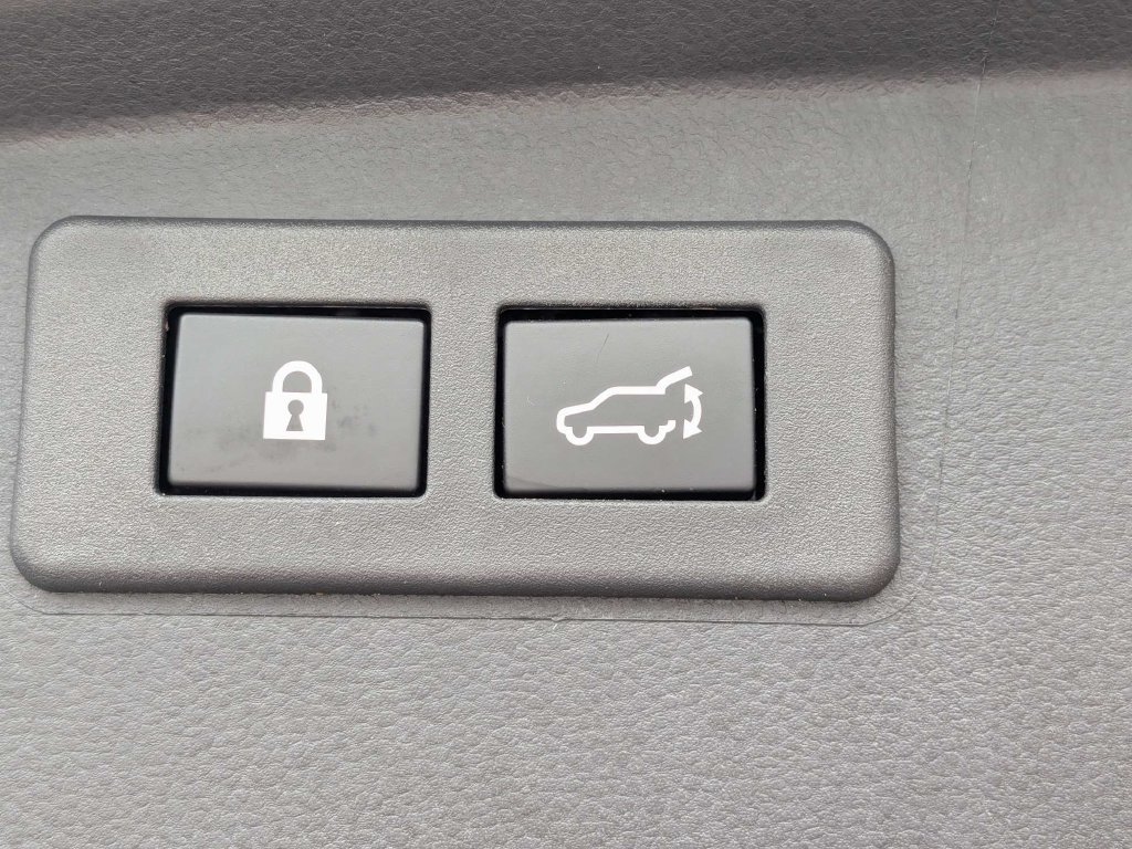 Certified 2025 Subaru Outback Premium AWD/4WD image 15