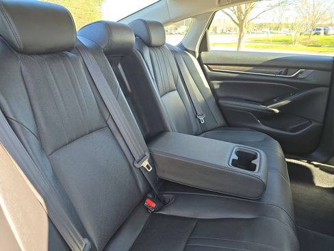 Certified 2020 Honda Accord Touring image 12