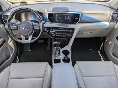 Used 2020 Kia Sportage EX FWD image 13