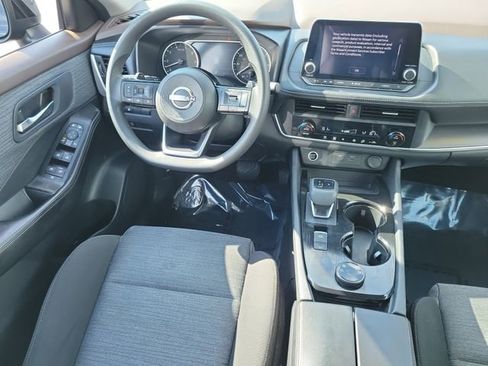 Used 2023 Nissan Rogue SV AWD/4WD image 14