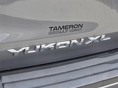 Used 2019 GMC Yukon XL SLT w/ Open Road Package image 38