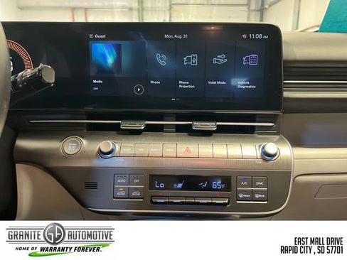 Used 2025 Hyundai Kona SEL AWD/4WD image 27