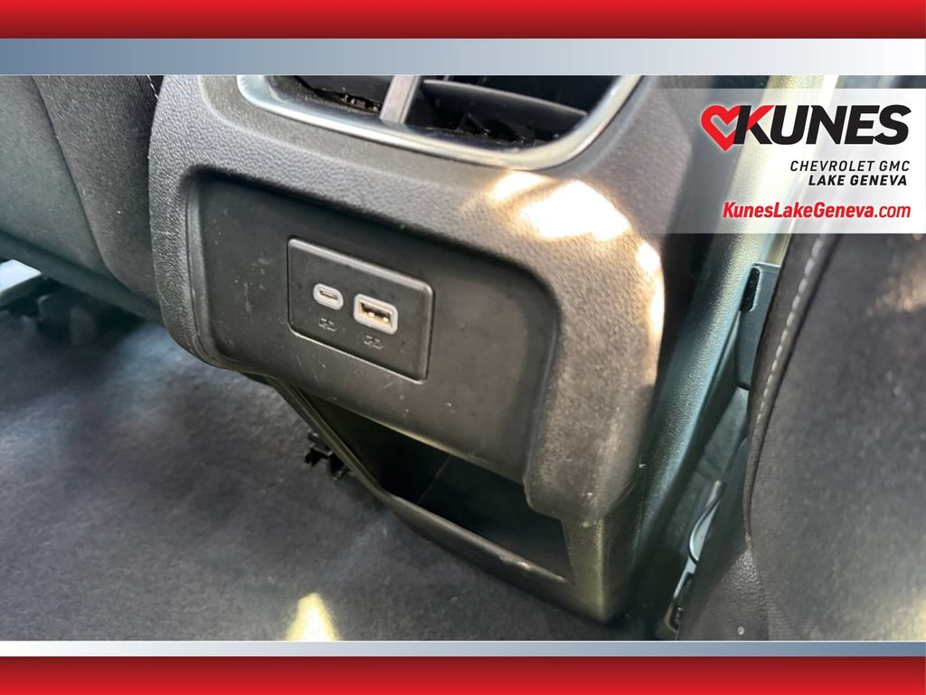 Used 2025 Chevrolet Blazer LT AWD/4WD image 35