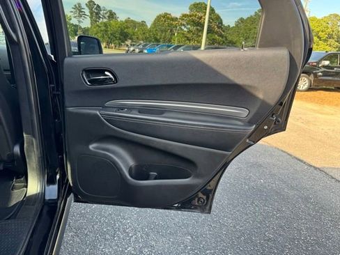 Used 2019 Dodge Durango SRT w/ Technology Group AWD/4WD image 12