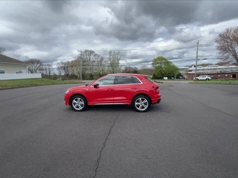 Used 2022 Audi Q3 2.0T Premium Plus AWD/4WD image 5