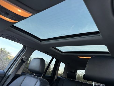 Used 2015 Mercedes-Benz GLK 350 2WD image 18