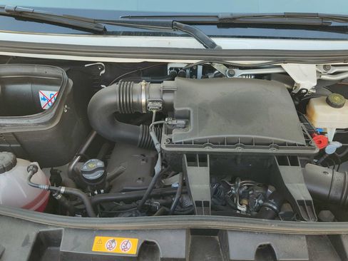 Used 2019 Mercedes-Benz Sprinter 170 image 36