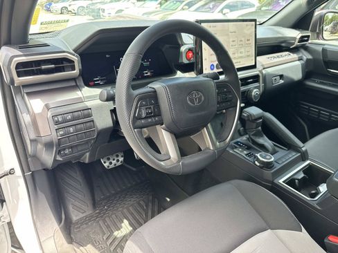Used 2026 Toyota Tacoma TRD Sport AWD/4WD image 20