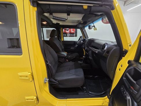 Used 2015 Jeep Wrangler Unlimited Sport w/ Quick Order Package 24S AWD/4WD image 20