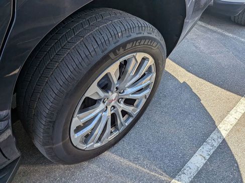 Certified 2024 GMC Yukon Denali w/ Advanced Technology Package image 5