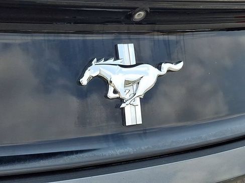 Used 2016 Ford Mustang Coupe RWD image 30