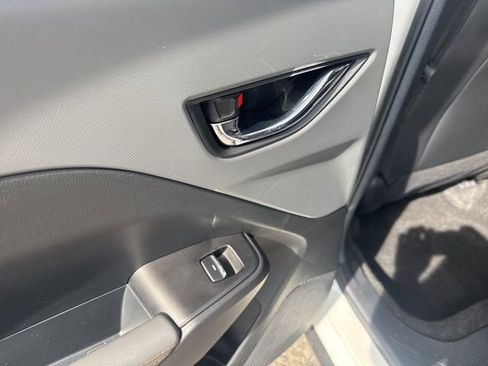 Used 2025 Subaru Crosstrek 2.5i Limited image 23