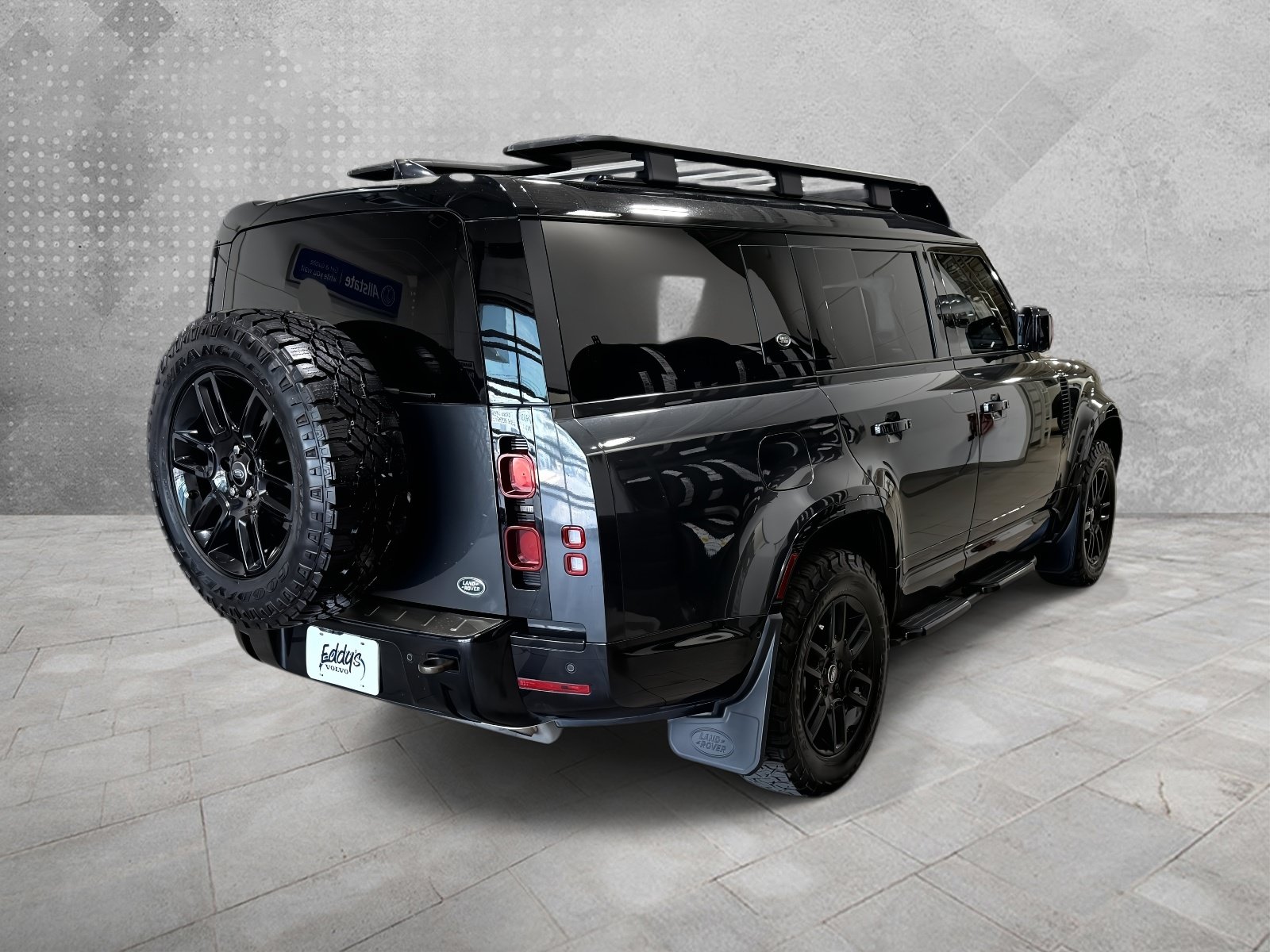 Used 2023 Land Rover Defender 130 X-Dynamic SE AWD/4WD image 6