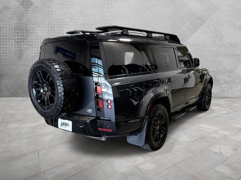 Used 2023 Land Rover Defender 130 X-Dynamic SE AWD/4WD image 6
