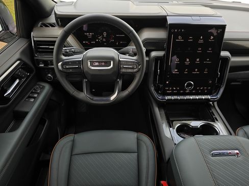 New 2026 GMC Yukon AT4 w/ AT4 Premium Package AWD/4WD image 12