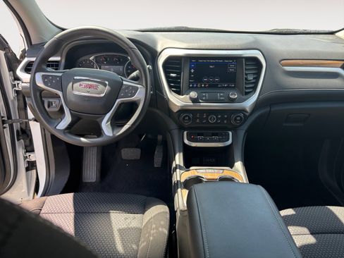 Used 2023 GMC Acadia SLE w/ Driver Convenience Package image 10