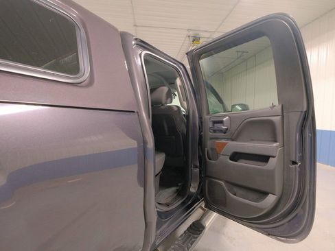 Used 2015 GMC Sierra 1500 SLE w/ SLE Value Package image 19