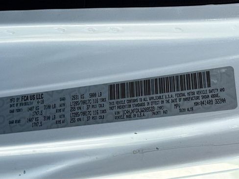 Used 2018 Jeep Wrangler Unlimited Rubicon image 32