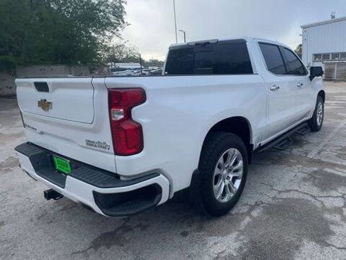 Used 2022 Chevrolet Silverado 1500 High Country w/ Technology Package AWD/4WD image 8