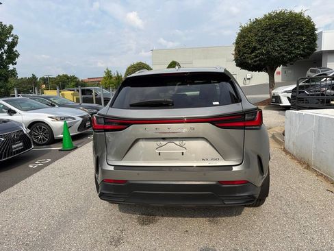 Used 2024 Lexus NX 350 AWD image 11