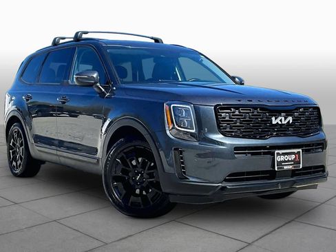 Used 2022 Kia Telluride EX w/ EX Premium Package AWD/4WD image 3