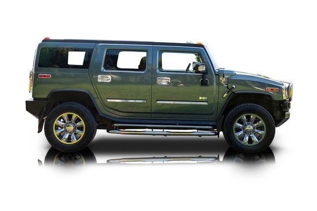 Used 2005 HUMMER H2 w/ Preferred Equipment Group AWD/4WD image 2