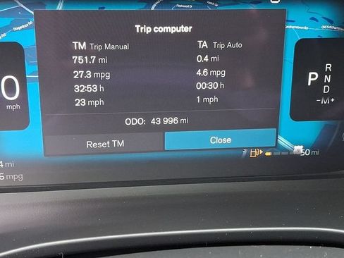 Used 2023 Volvo XC40 B5 Plus w/ Climate Package AWD/4WD image 22