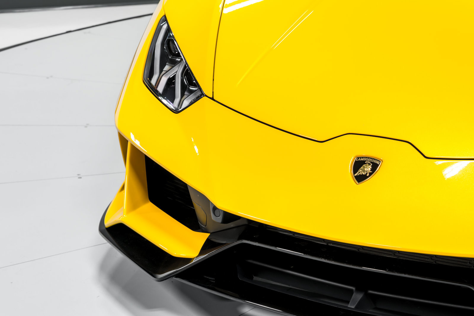 Used 2024 Lamborghini Huracan EVO AWD/4WD image 47