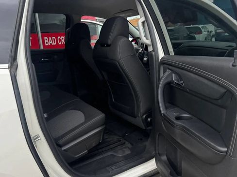 Used 2014 Chevrolet Traverse LT FWD image 18