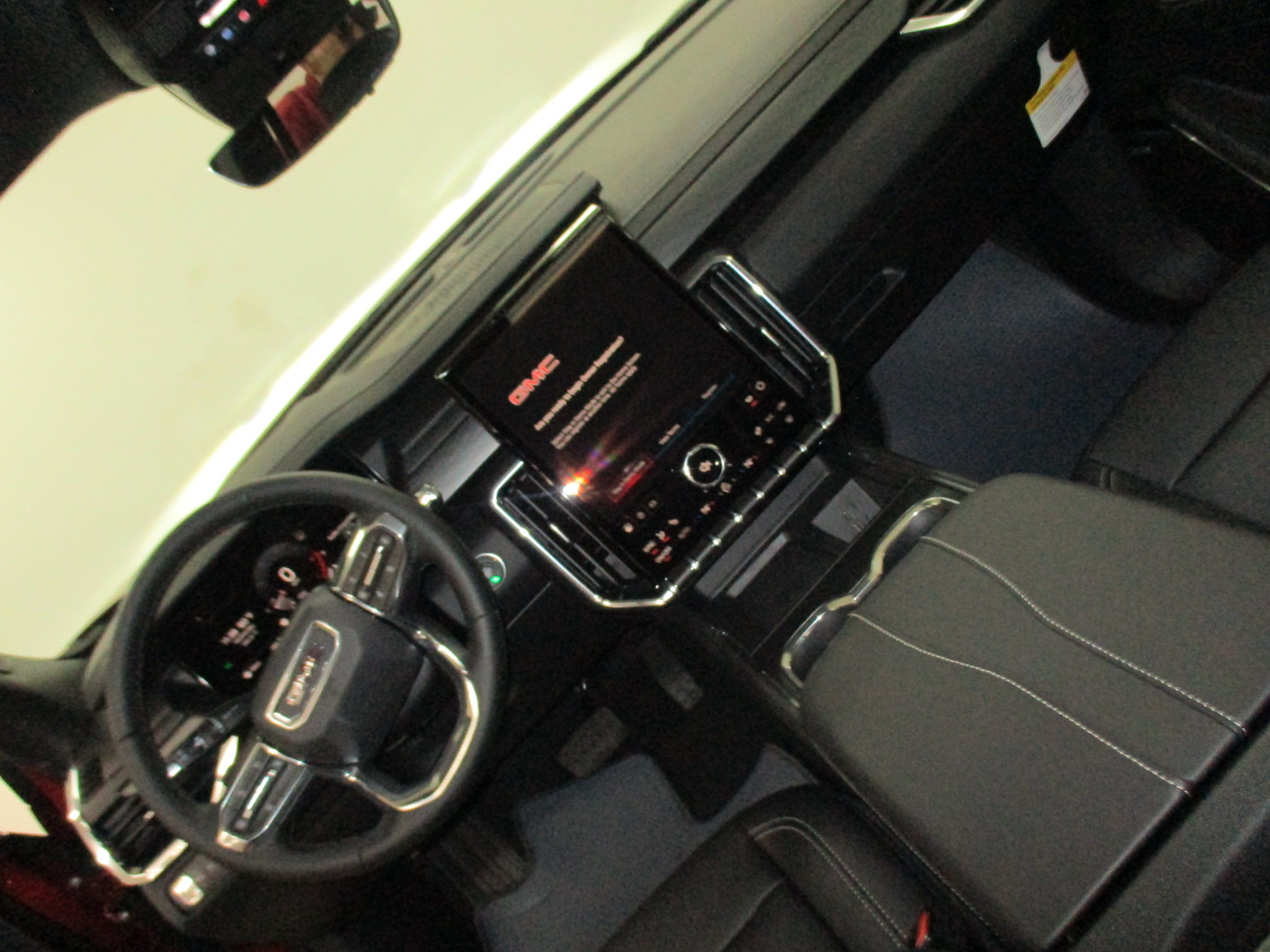 New 2026 GMC Acadia Elevation w/ Elevation Premium Package AWD/4WD image 24