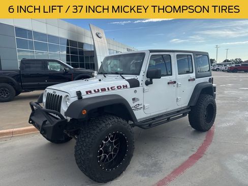 Used 2016 Jeep Wrangler Unlimited Rubicon w/ Connectivity Group AWD/4WD image 1