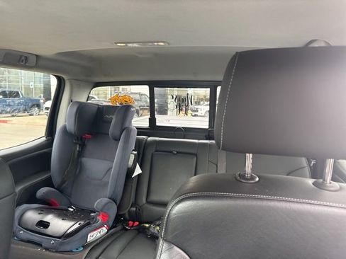 Used 2018 GMC Sierra 1500 SLT w/ SLT Premium Package image 7