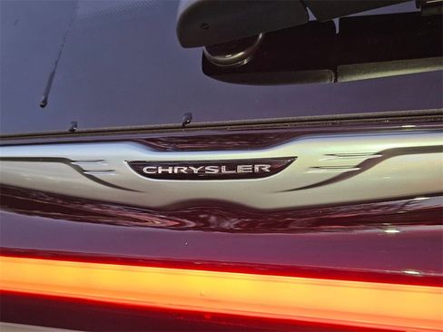 New 2026 Chrysler Pacifica Select image 33
