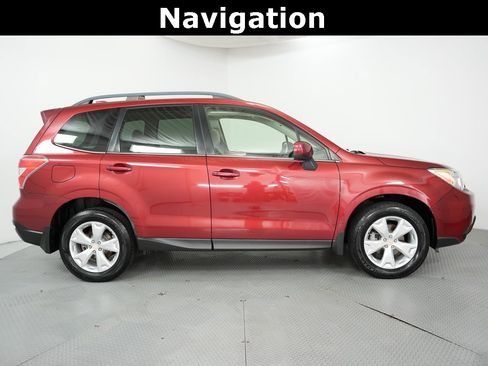 Used 2016 Subaru Forester 2.5i Limited image 5