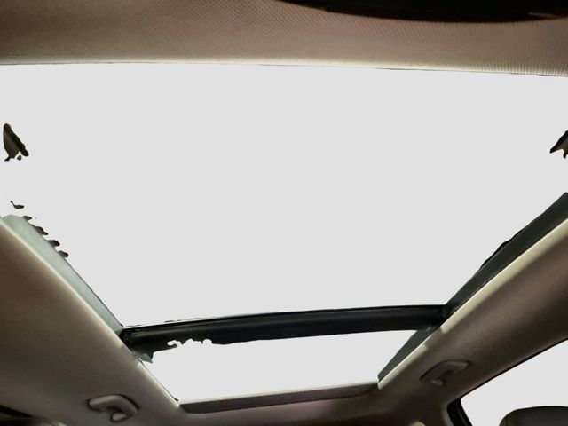 Used 2023 Kia Sorento S w/ Panoramic Sunroof Package AWD/4WD image 23