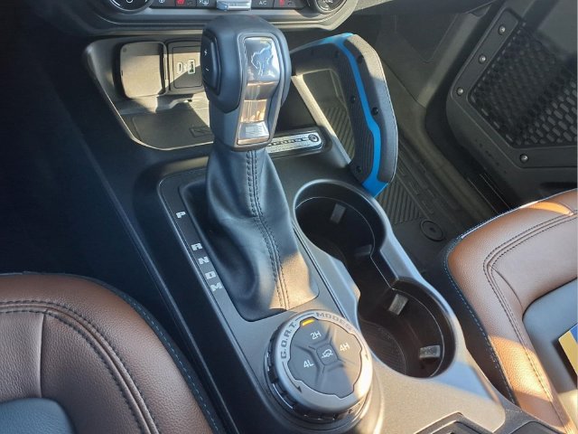 Certified 2023 Ford Bronco Outer Banks AWD/4WD image 24