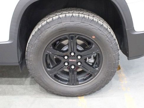 Used 2023 GMC Acadia AT4 w/ Technology Package image 52