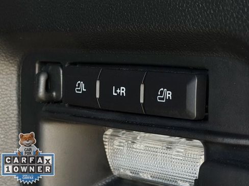 Used 2023 Ford Explorer Platinum w/ Technology Package image 27