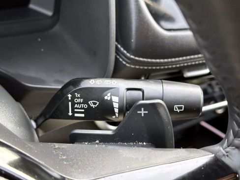 Certified 2025 Nissan Rogue SL w/ Tech Package image 27