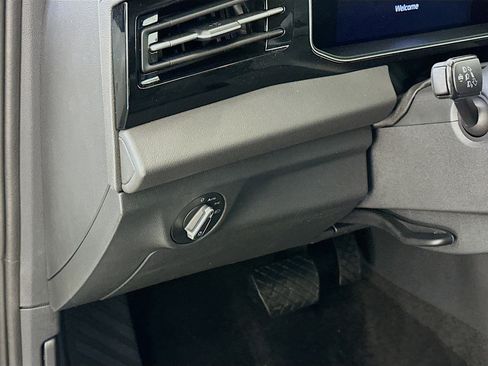 Used 2025 Volkswagen Jetta S image 17