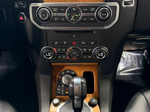 Used 2013 Land Rover LR4 HSE w/ HSE Pkg AWD/4WD image 3