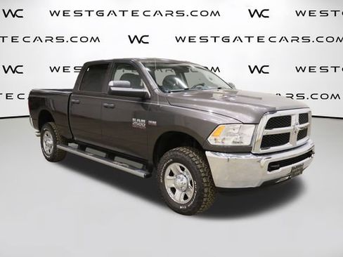 Used 2018 RAM 2500 Tradesman w/ Chrome Appearance Group image 38
