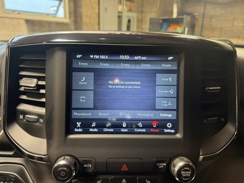 Used 2021 RAM 1500 Big Horn w/ Built-to-serve Edition image 19