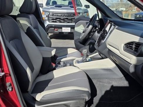 Used 2025 Subaru Forester Limited image 16