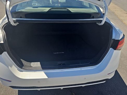Used 2022 Nissan Sentra SV image 25