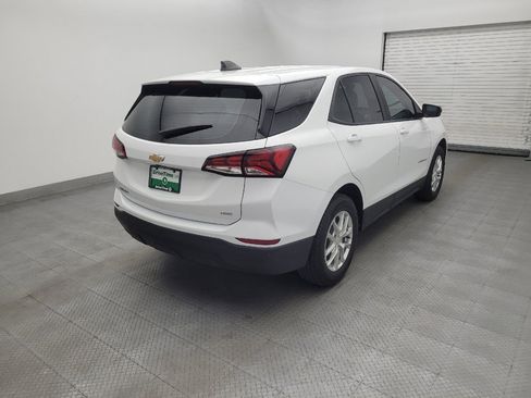 Used 2022 Chevrolet Equinox LS AWD/4WD image 9