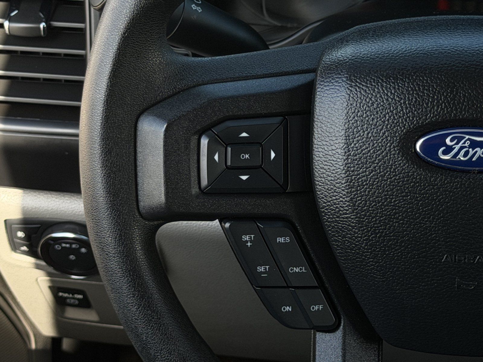 Used 2019 Ford F150 XL w/ Equipment Group 101A Mid RWD image 16