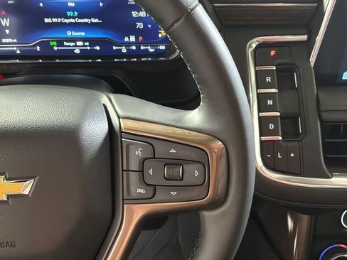 Used 2024 Chevrolet Tahoe High Country AWD/4WD image 30