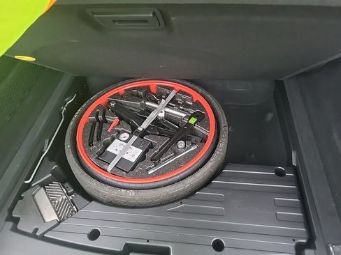 Used 2019 Porsche Cayenne Turbo AWD/4WD image 13